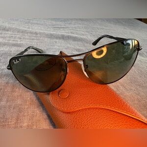 Ray-Ban Black Aviator Sunglasses